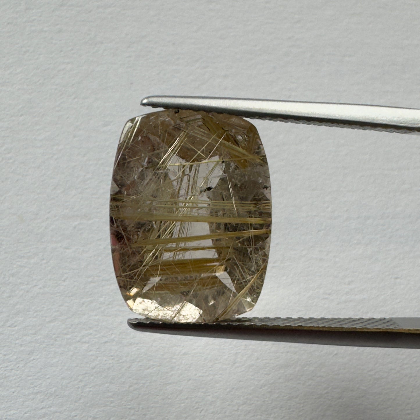 Beautiful Gold Rutile Venus Hair 16,6mm x 11,87mm 8,80cts