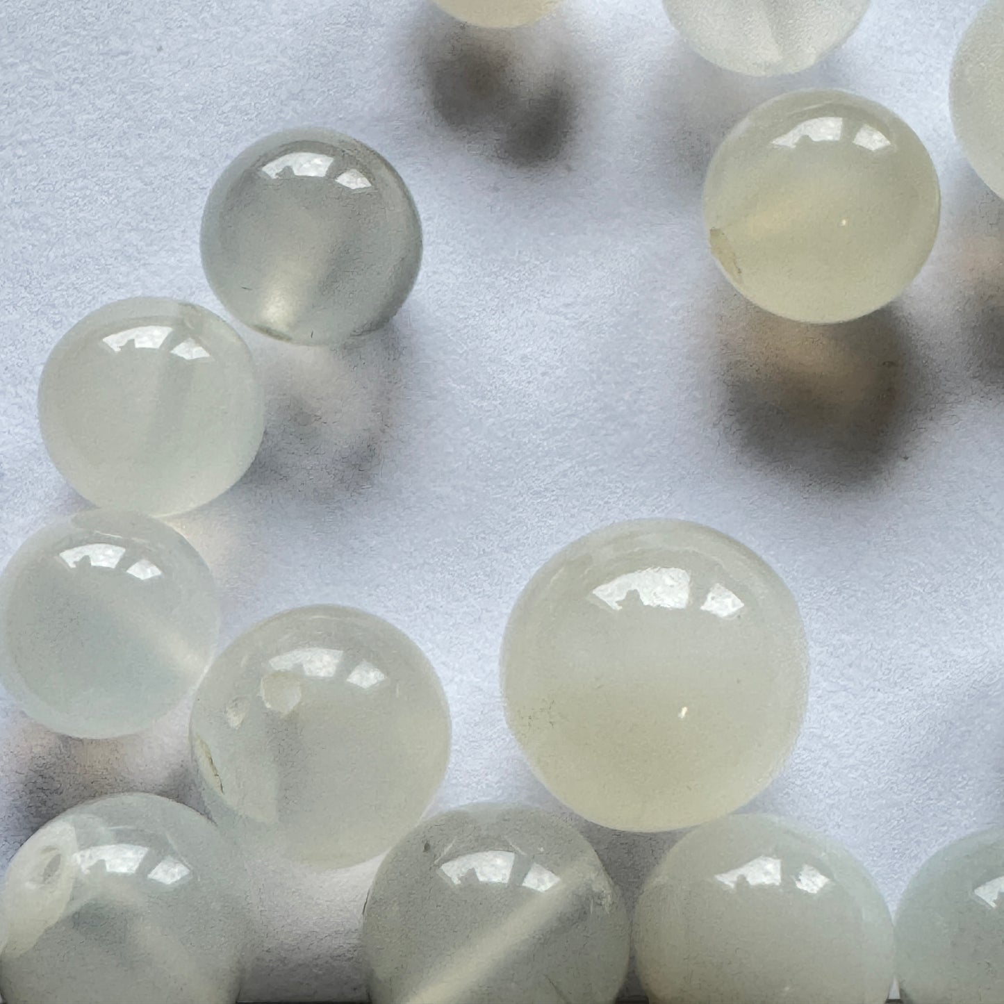 10 Pieces Cloudy Round Rare White Moonstone Loose Beads With Hole 8 - 9 mm