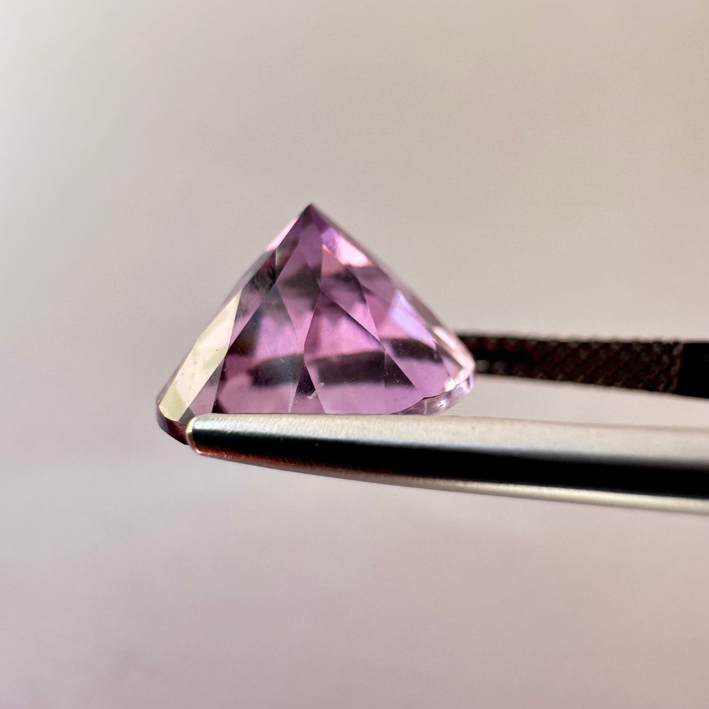 2 natürliche Schönheit Amethyste