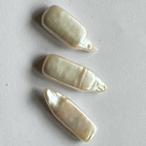 5 Pieces Beautiful Rare Elaborate White Long Pearls With 2 Holes For Jewellery