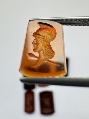 Precise Handwork Engraving In The Carnelian