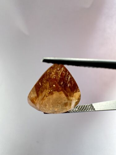 Warm orange tourmaline 16,02mm x 13,81mm 11,14cts