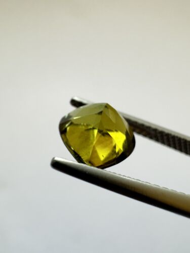 Unique, Green Pear-shaped Tourmalines 7,5mm x 7,7mm 4,50cts