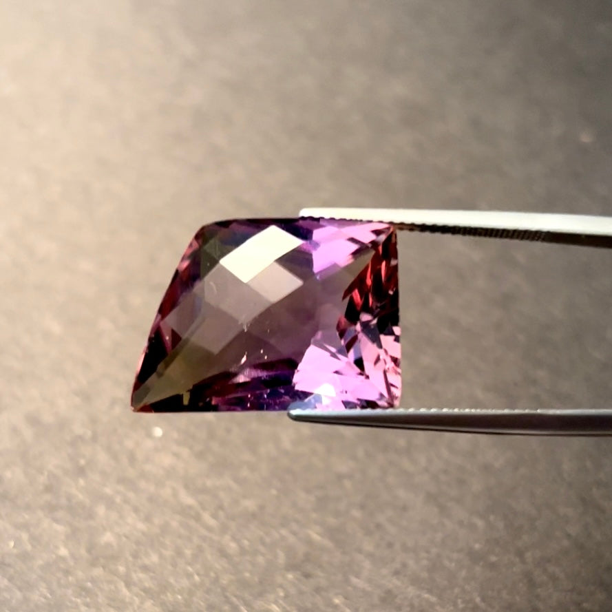 Ametrin Fancy cushion cut faceted very beautiful color gradient 22mmx11mm 22,64ct