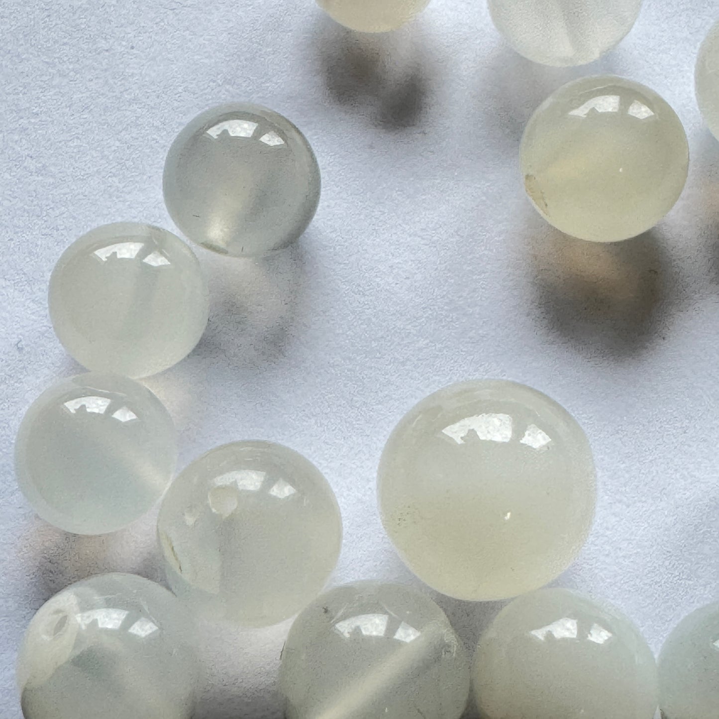 10 Pieces Cloudy Round Rare White Moonstone Loose Beads With Hole 8 - 9 mm