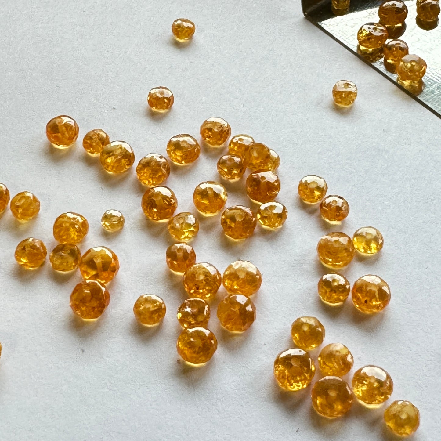 20 Pieces Beautiful Round Orange Mandarin Garnet Loose Beads To Make Jewellery