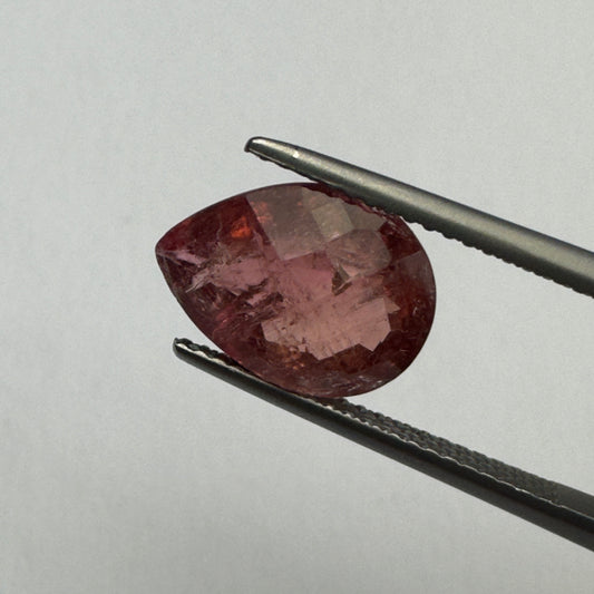 Eb001301, Turmaline, 4.22 Cts, 12x 8.8x 6.5 mm