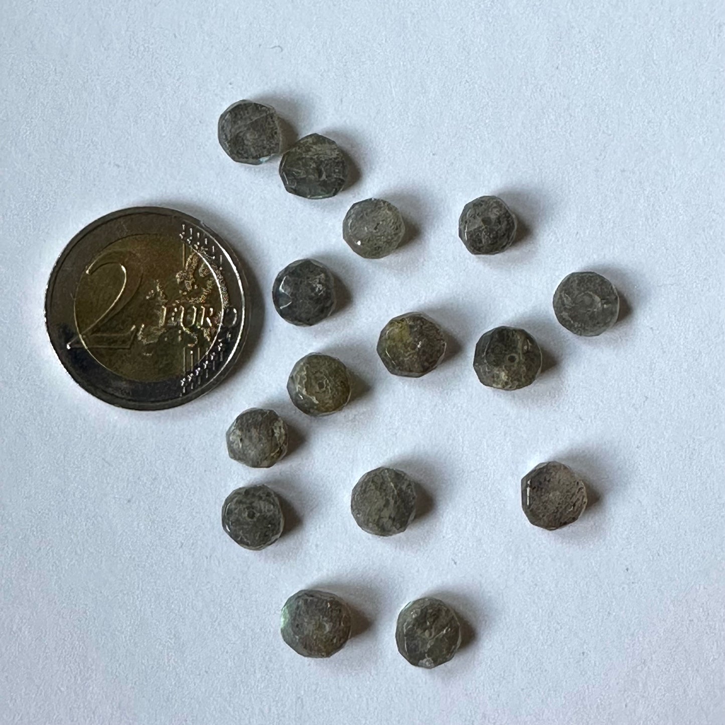 Mesmerizing Labradorite Button shape Loose Beads 33g per Bag
