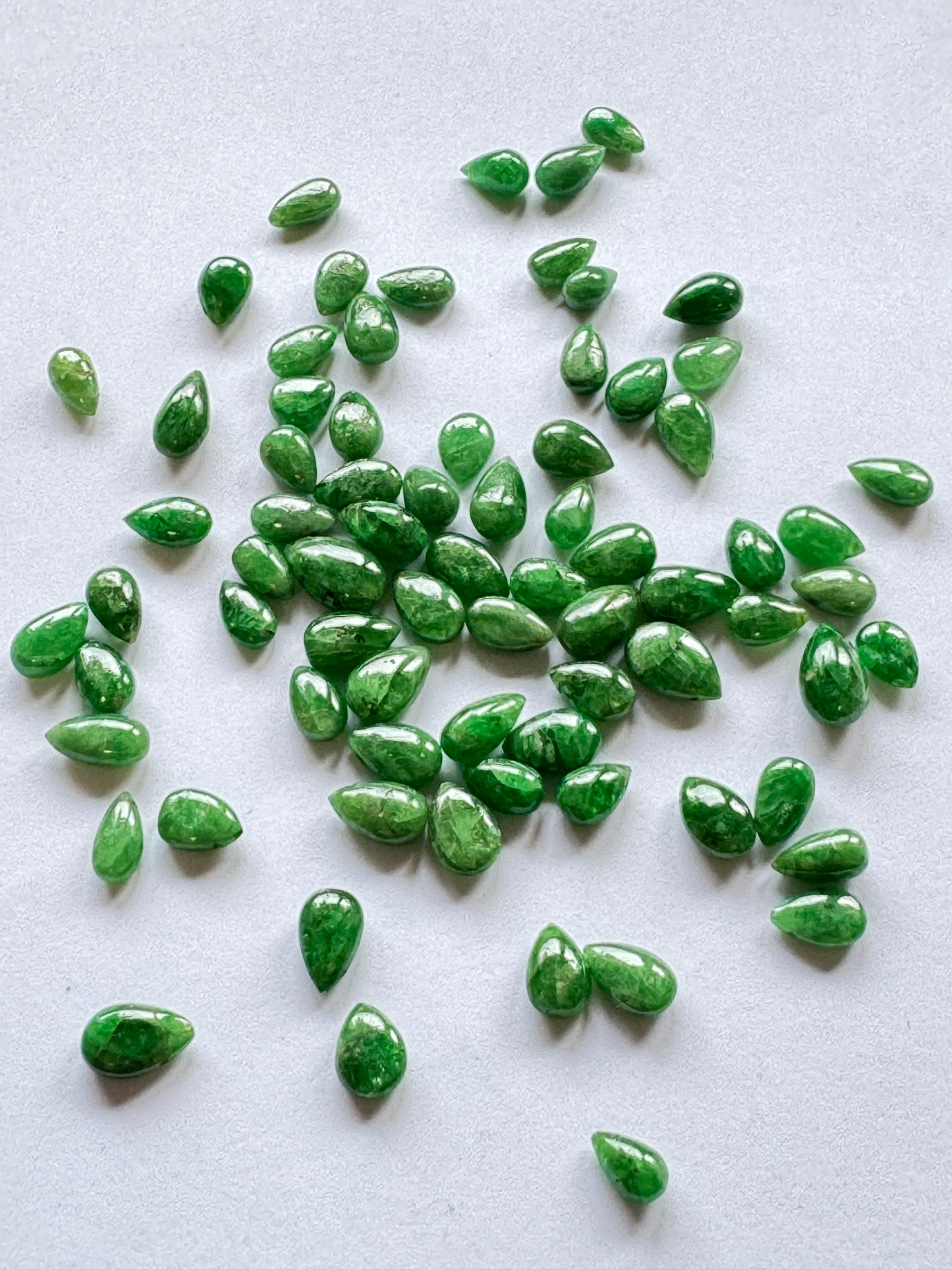 15 Pieces Wonderful Green Tsavorite Drops Loose Beads 3.5mm -5.5mm