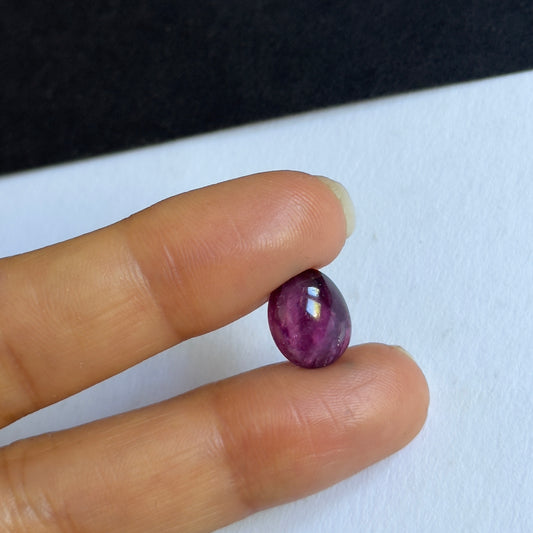 Tourmaline Purple Pink Cabochon Oval with Beautiful Inclusions 4,42cts