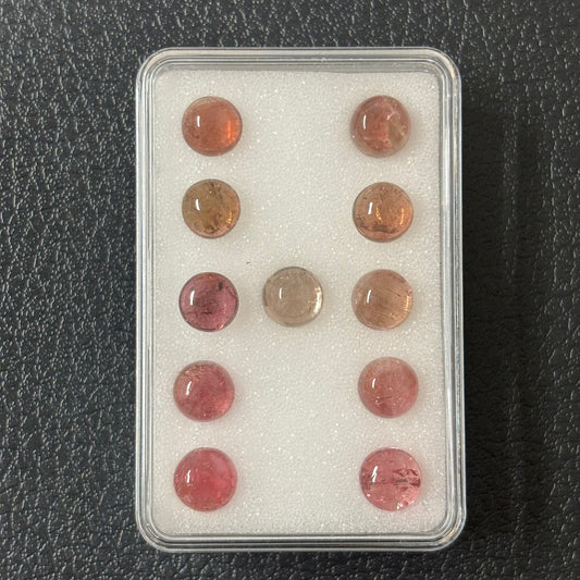 Tourmaline Round Cabochon With Inclusions Approx. 7 mm 1,69 Cts