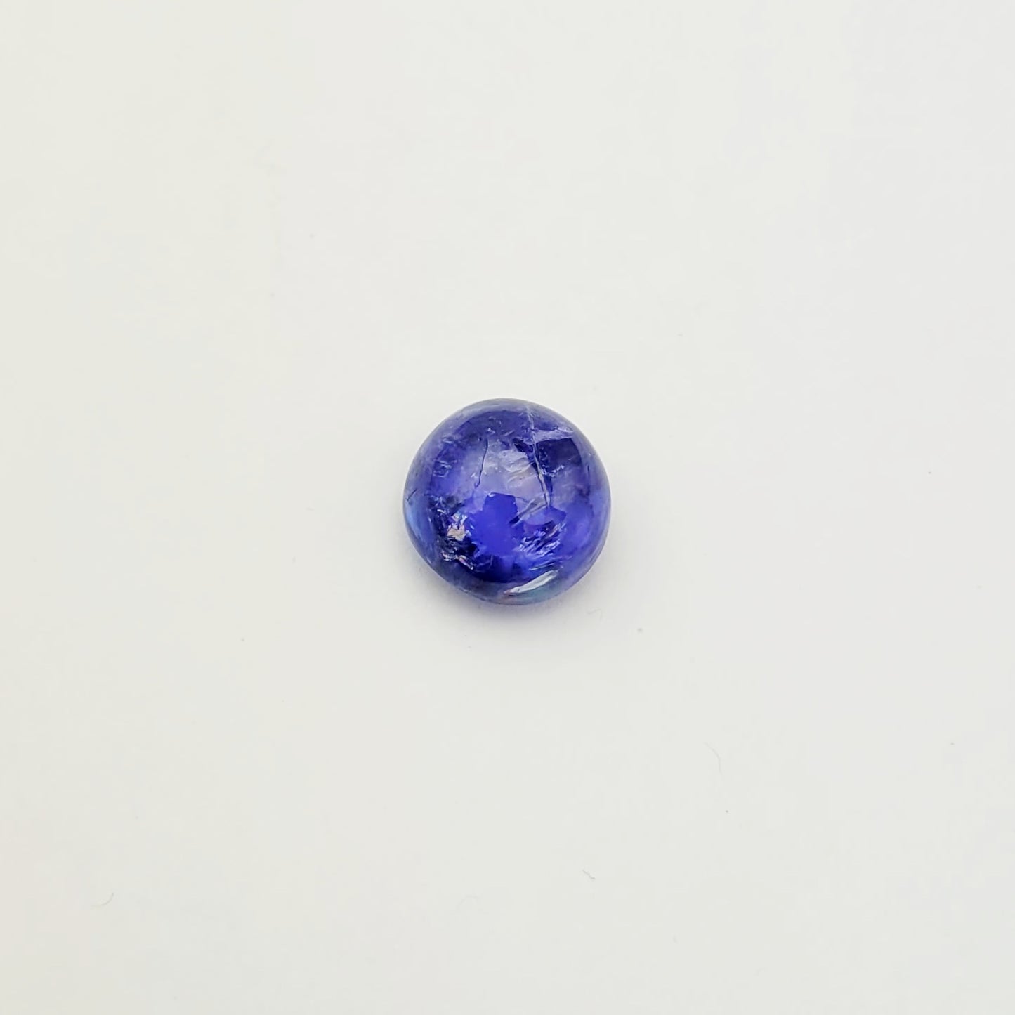 Wunderschöner blauer Tansanit-Cabochon 13,43 ct rund