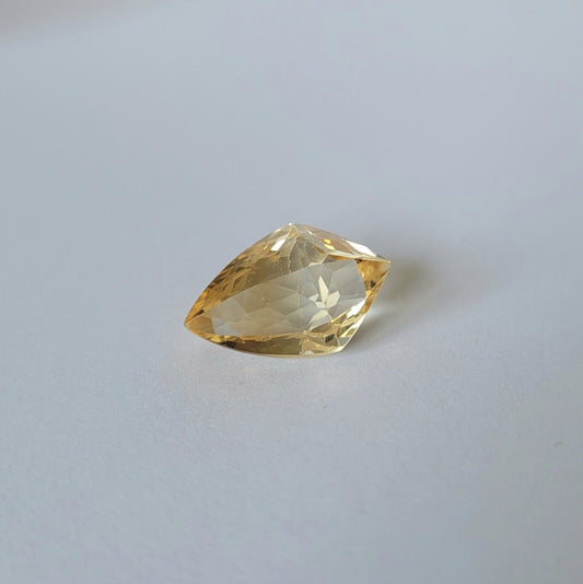 Citrine Yellow Elaborate Cut Faceted 17.7 x 11.9mm 8.70 Carat Rare Stone Top