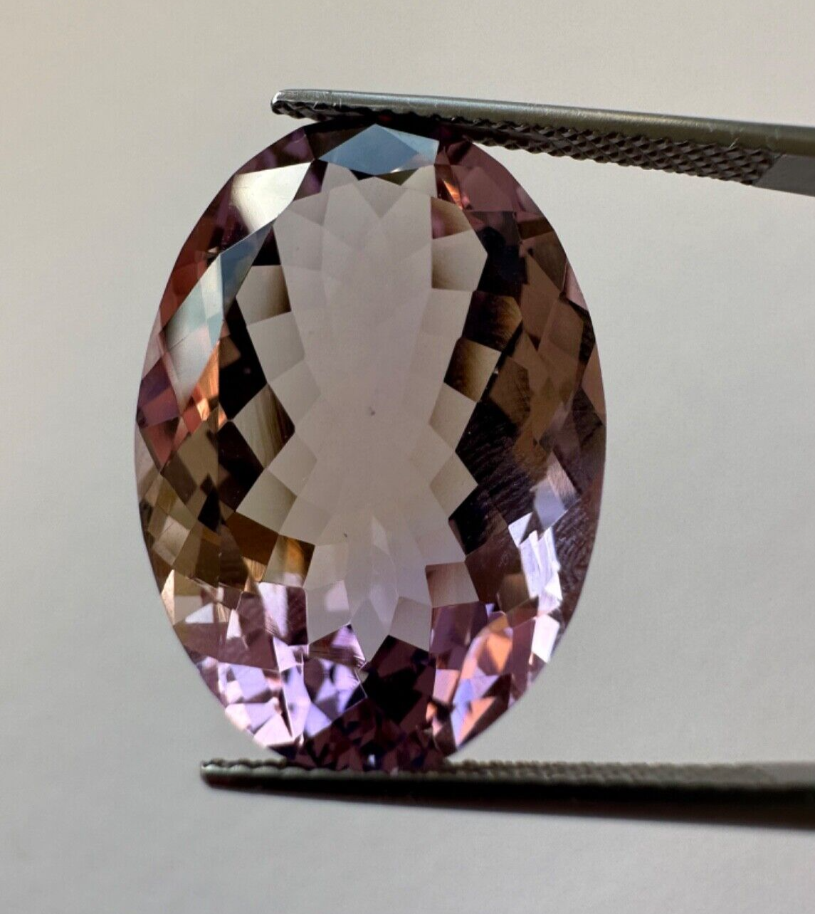 Ametrine Faceted, Multi-coloured Great Stone 23mm x 15,9mm 20,18cts