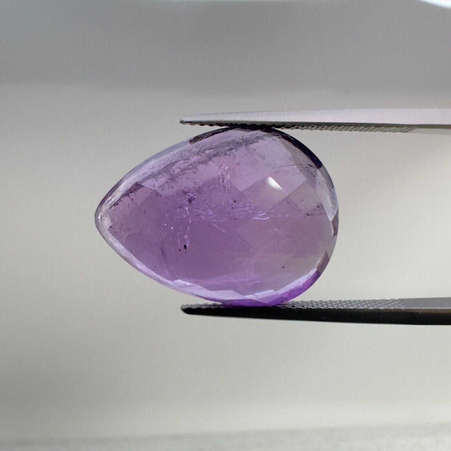 Amethyst Purple Drop Cut Faceted 22 x 16 mm 20,04 Carats