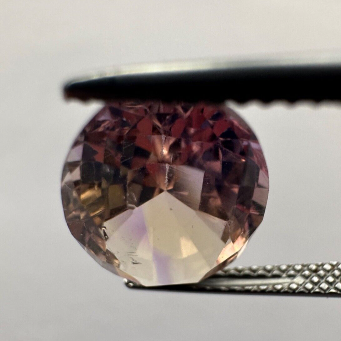 Wunderbarer Ametrin 12,4mm x 9,8mm 4,07cts
