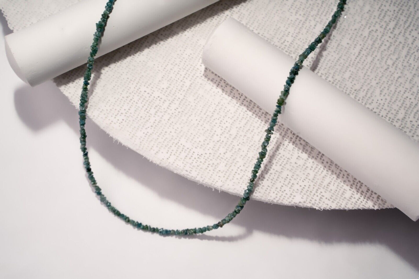 Echte blaue Rohdiamant Kette mit 925 Silber Verschluss ca. 45 cm
