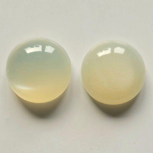 Moonstone White Round Cabochon Shiny Gemstones 17mm 28.19 Carats Beautiful Pair