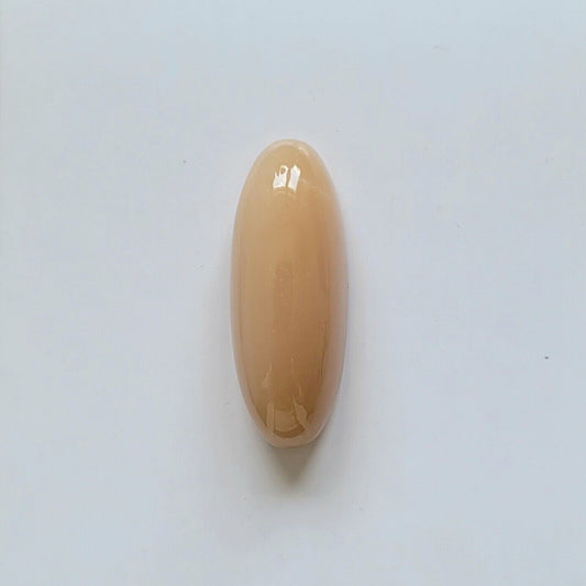 Moonstone Orange Oval Cabochon Shiny Gemstones 40.5 x 15.3 mm 61,04 Carats