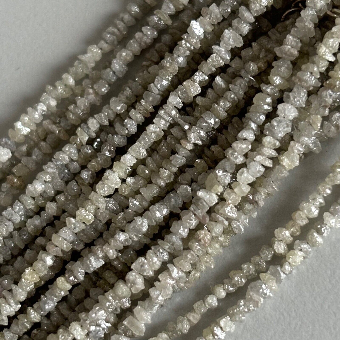 Echte graue Rohdiamant Kette mit 925 Silberverschluss ca. 45 cm wunderschön