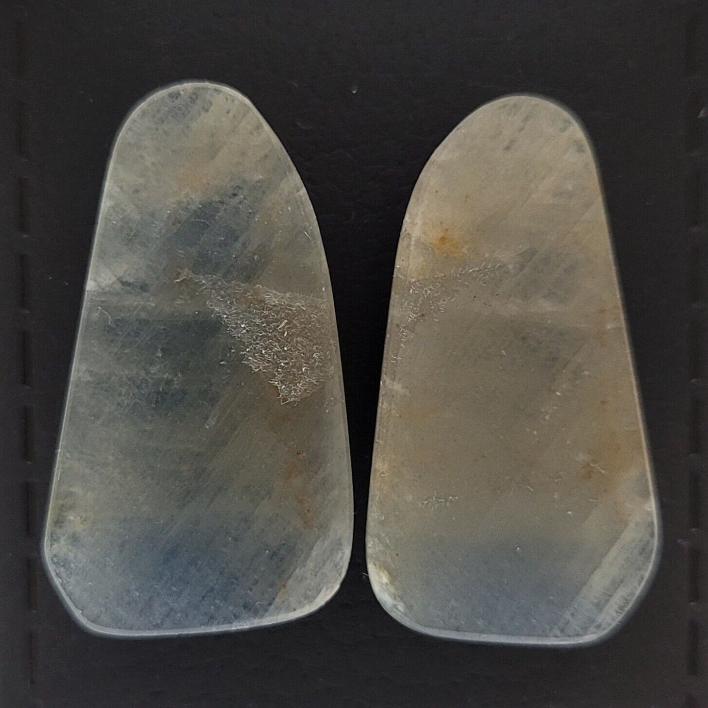 Sapphire Rose Cut Pair With Flat Back A Rare Find 44,88 Carat