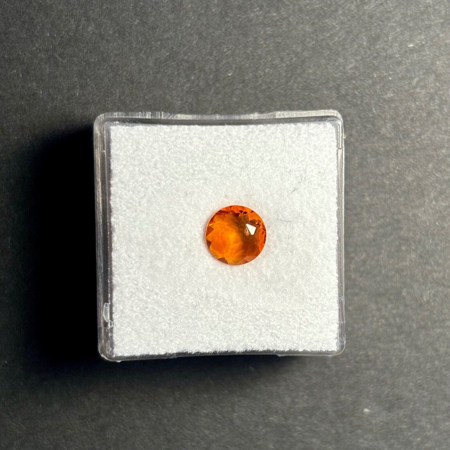 Citrine Orange Classic Round Cut Faceted 6.5mm 0.86 Carats AAA+ Quality