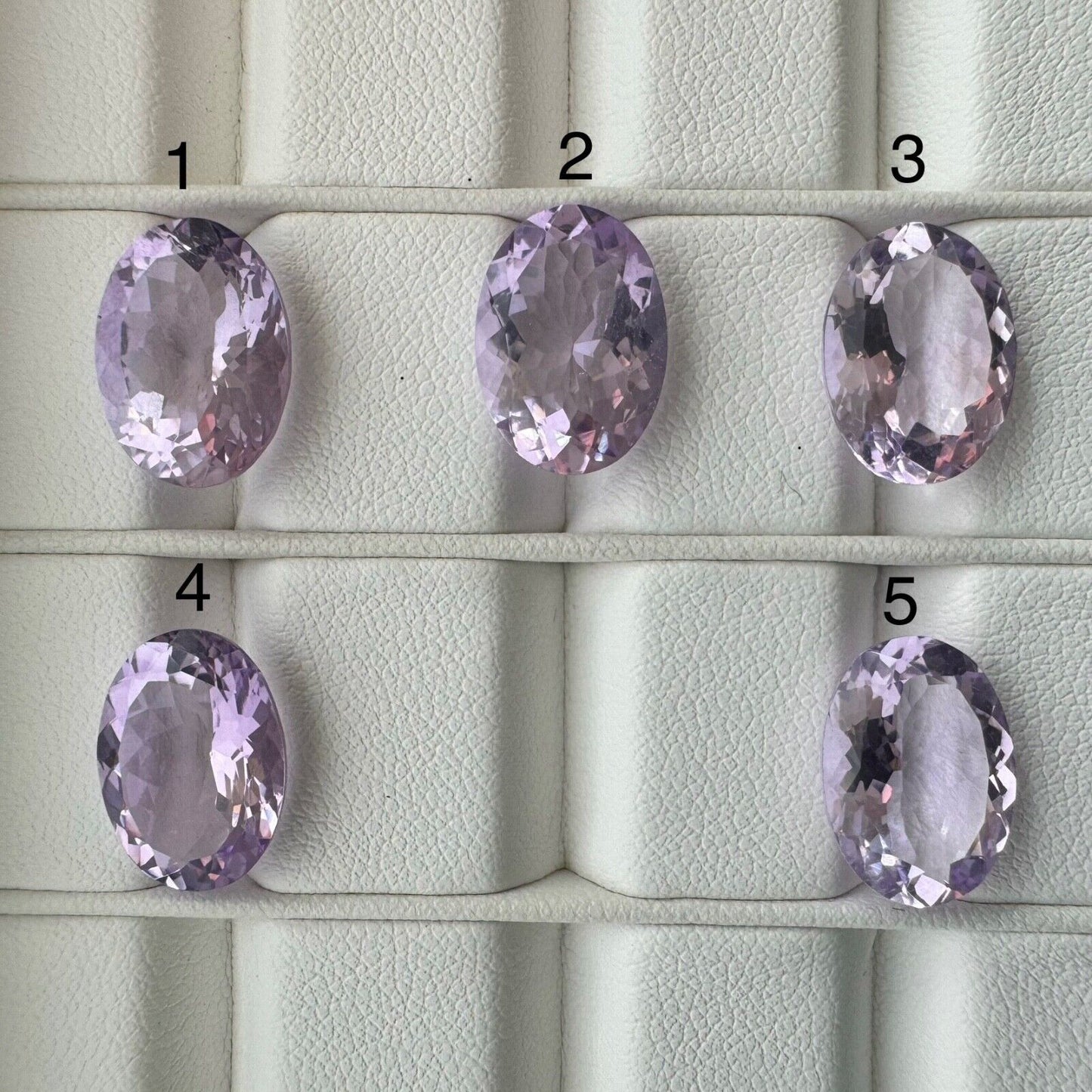 Amethyst Luminous Light Purple Cut Faceted Very Beautiful 13,9 x 10mm 4,73cts