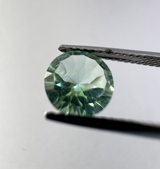 Edler Saftgrüner Turmalin im Brillantschliff 1,75mm 1,41ct
