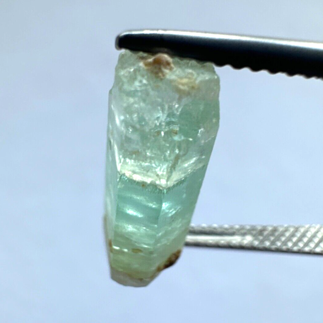 Raw Aquamarine fragments, Great shades of blue, per bag approx. 63cts to 78cts of roh aquamarines