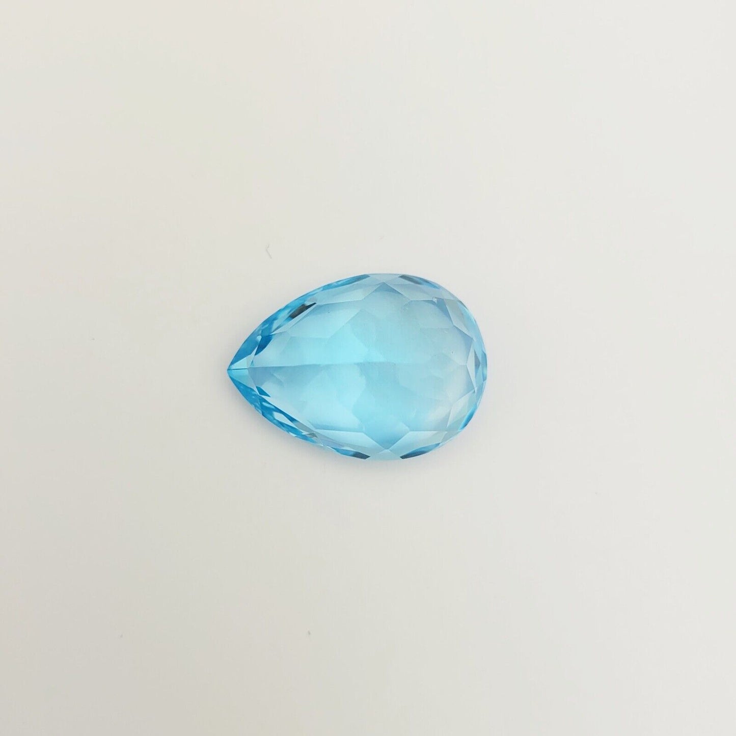Huge Swiss Blue Topaz Faceted Drop - Top Quality ! 25mm x 17 mm / 38,96 Carat