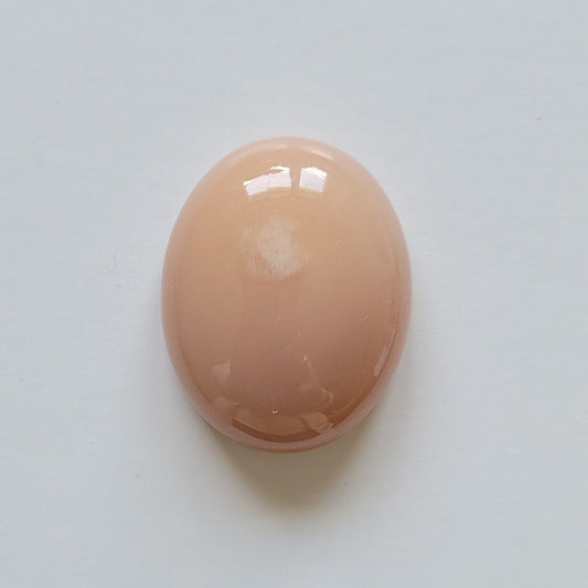 Moonstone Peach Oval Cabochon Shiny Gemstones 30.5 x 24 mm 59.74 Carats Real