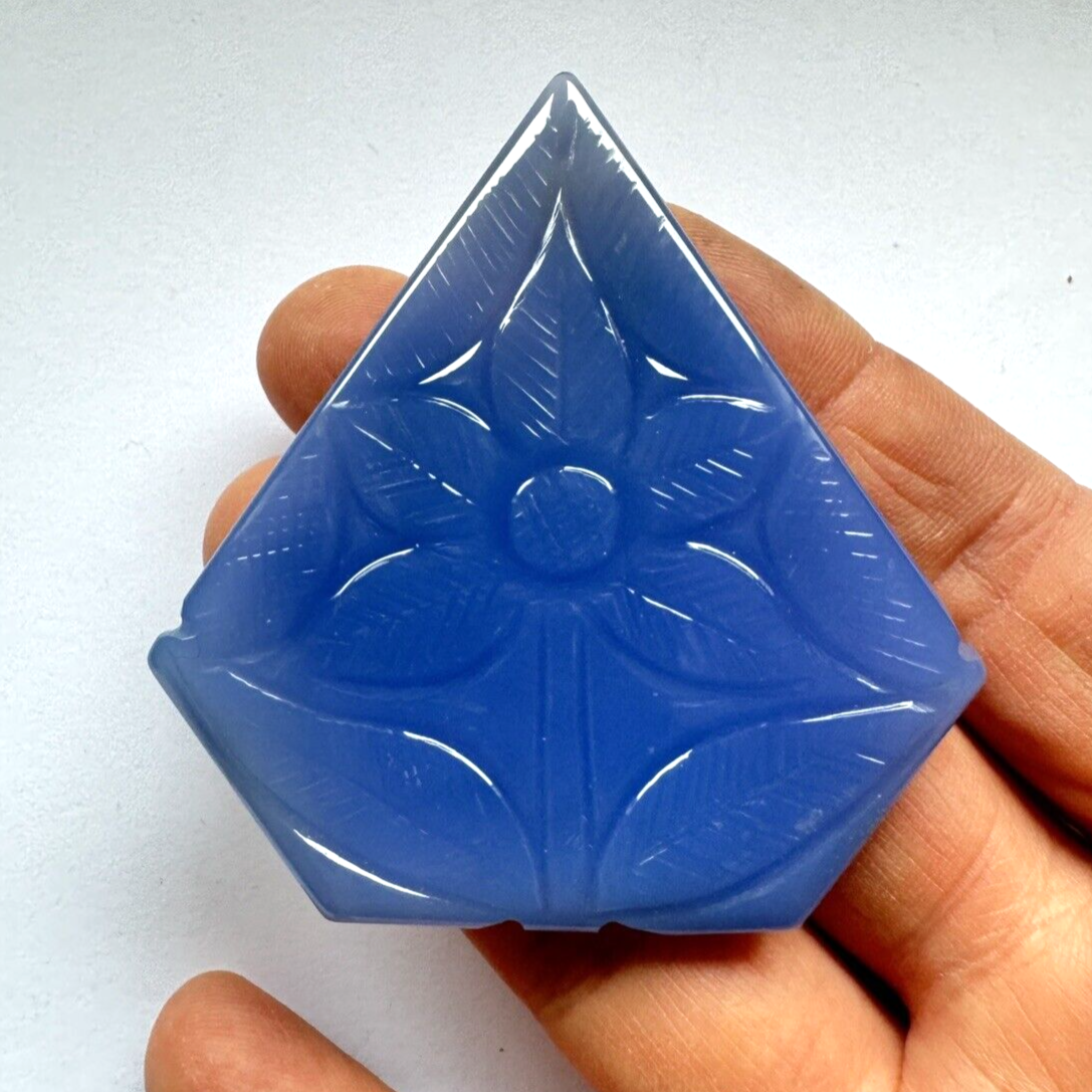 Beautiful Blue Carved Agat -Free Form