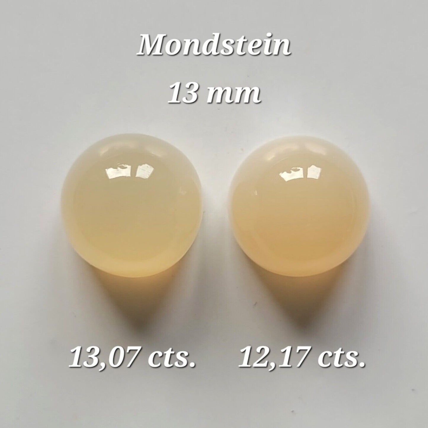 Moonstone Round Cabochon Shiny Gemstones 15 mm 13,10/13,76 Carat Beautiful Pair