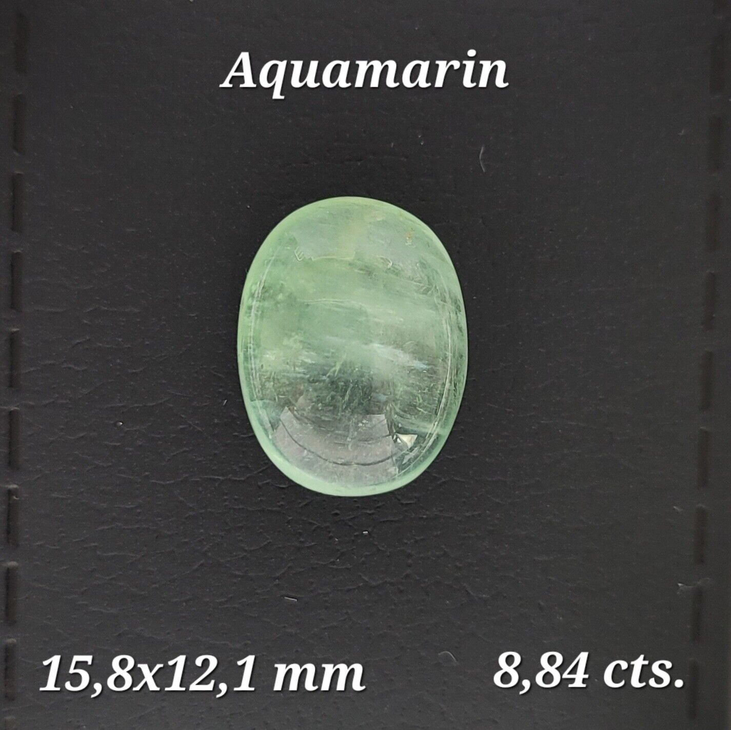 Aquamarine Oval Cabochon Shiny Gemstones 15.8 x 12.1 mm 8.84 Carat