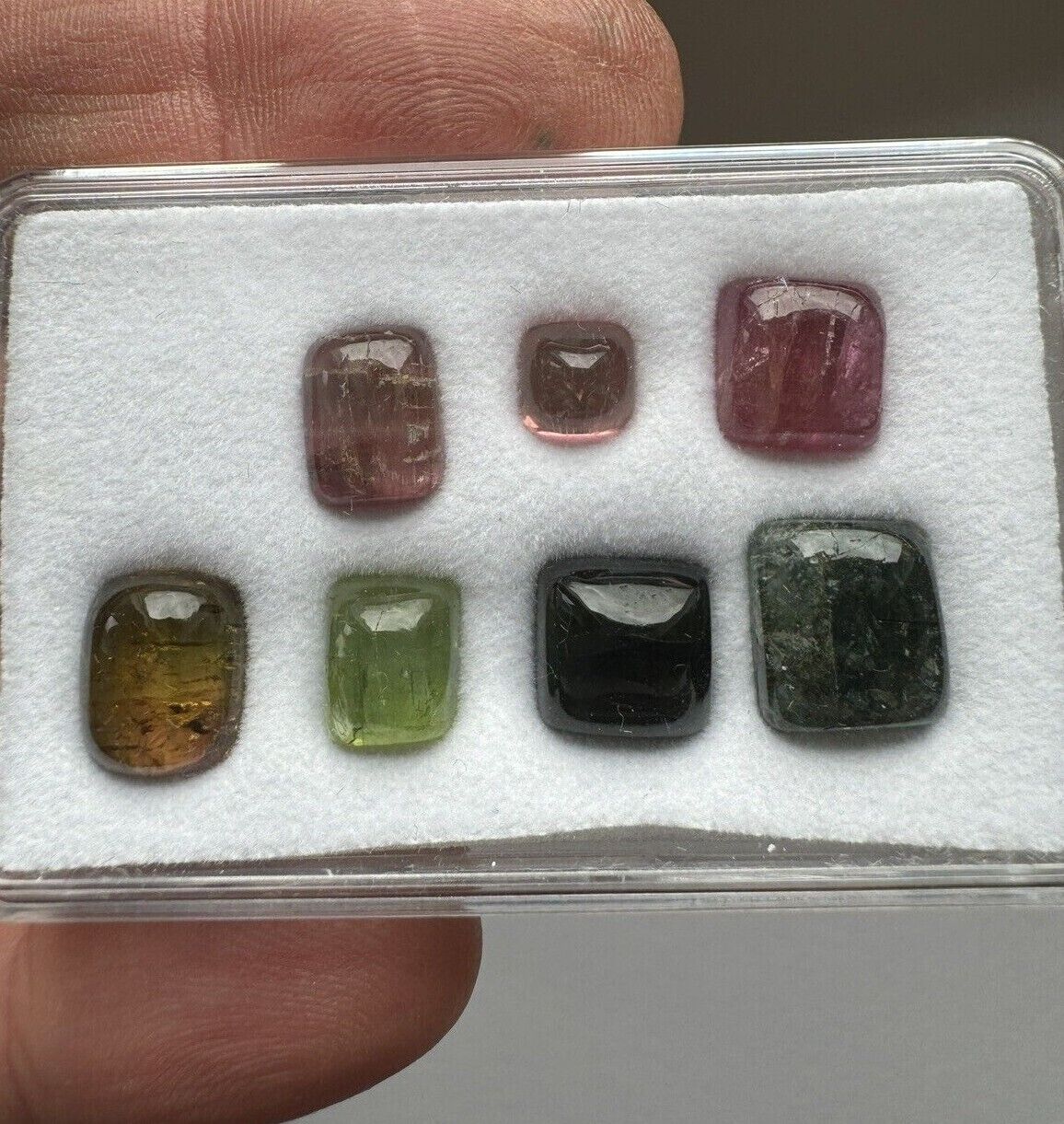 Tourmaline Cabochon In Pink And Green Shades 7 Pcs 25,62cts