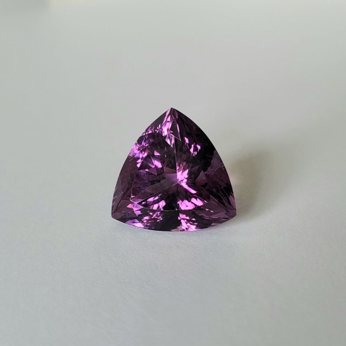 Amethyst Purple Trillion Cut Faceted Very Beautiful Stone 17 x 17mm 15.88 Carats