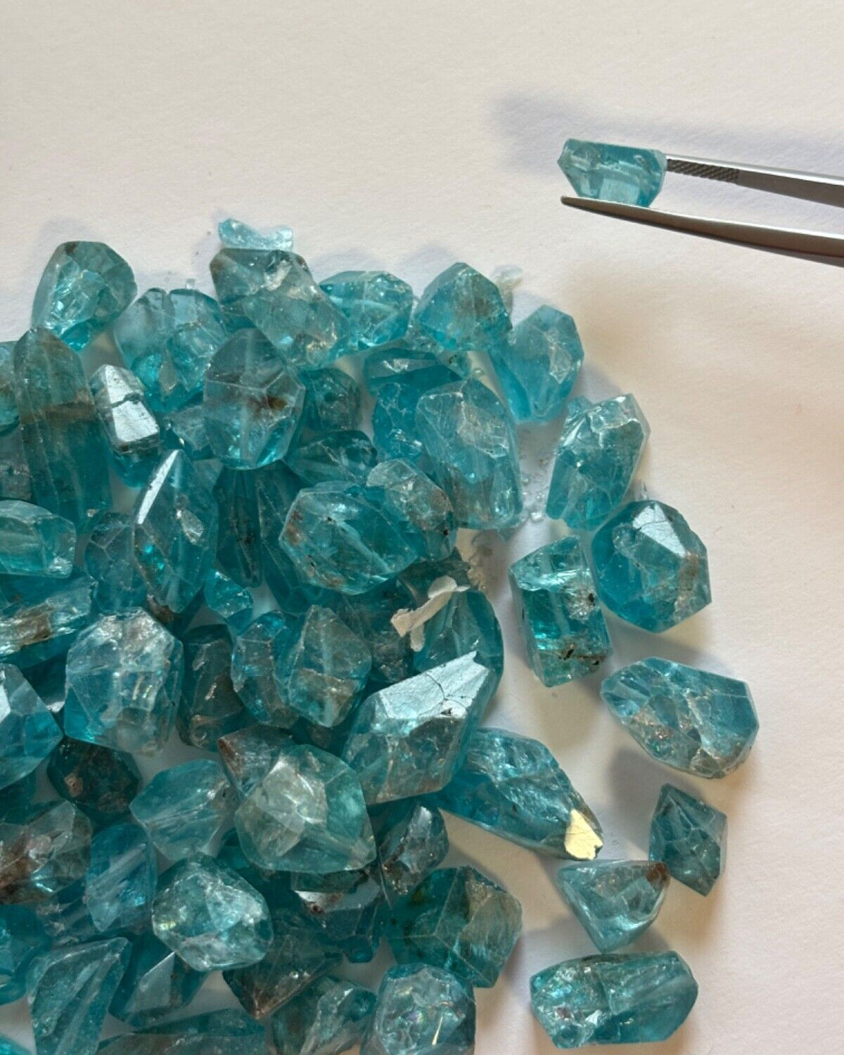 Neon Apatite Natural Crystals (Drilled) 95cts In One Bag