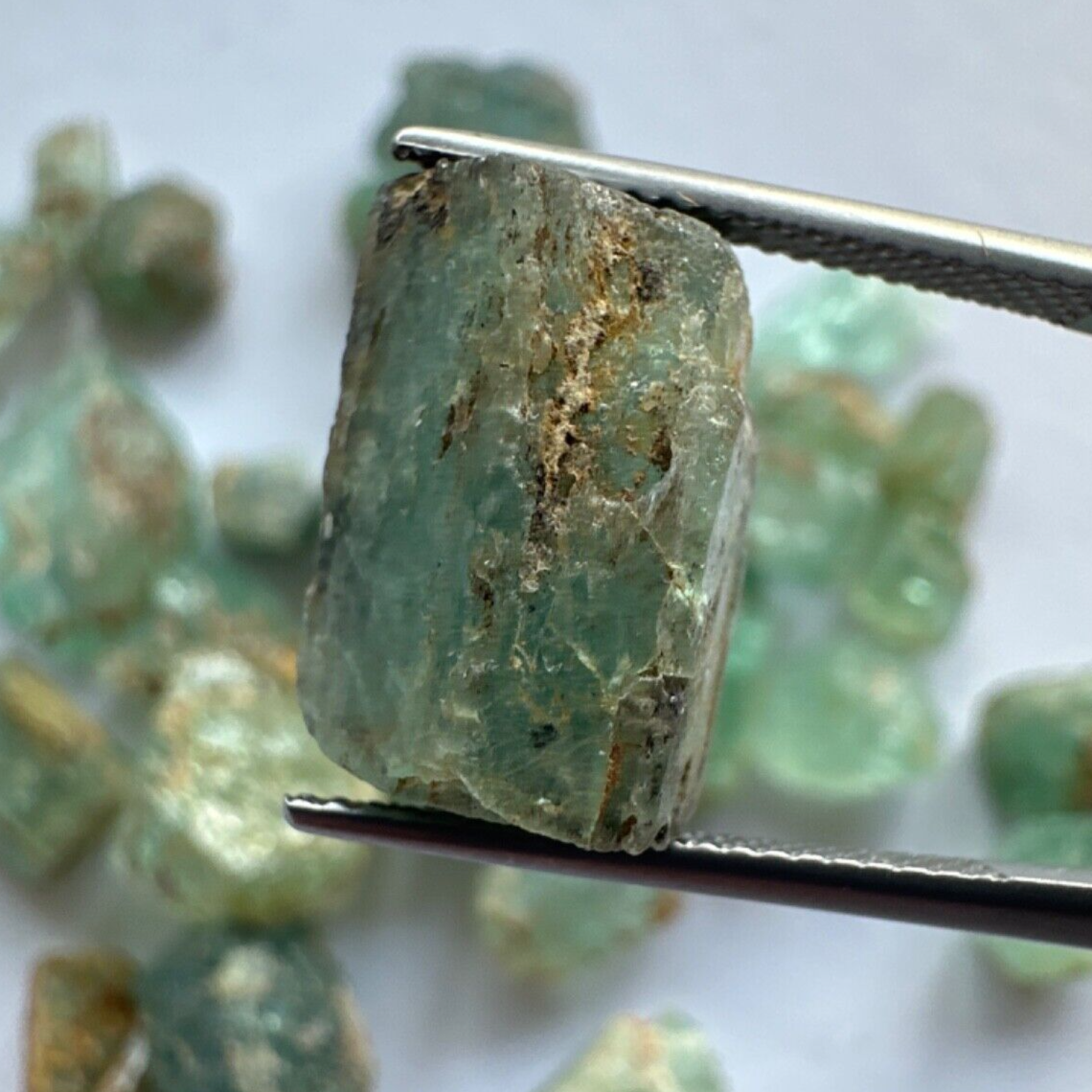 Raw Aquamarine fragments, Great shades of blue, per bag approx. 63cts to 78cts of roh aquamarines
