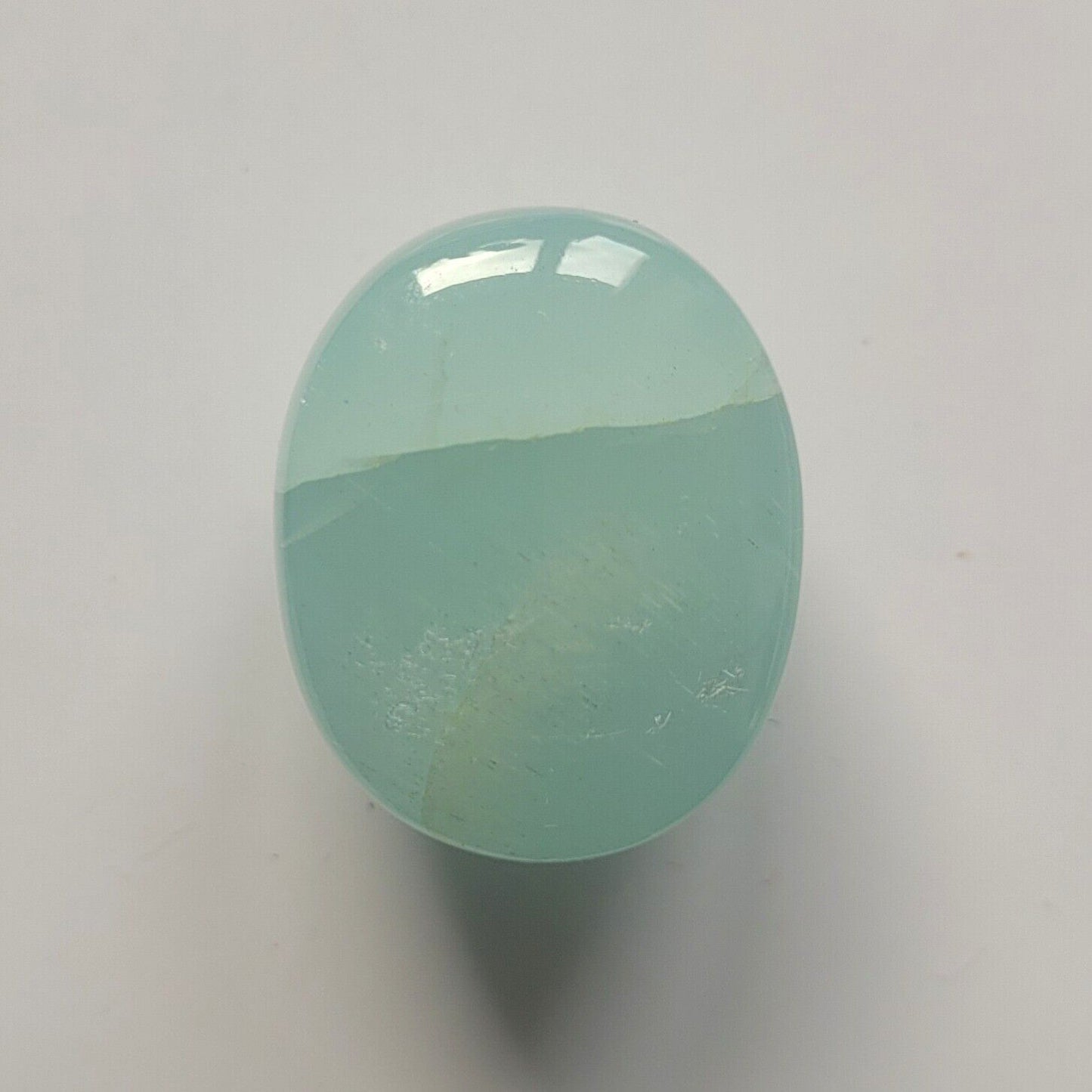 Aquamarinblauer ovaler Cabochon, glänzende Edelsteine, 22 x 18 mm, 40,56 Karat