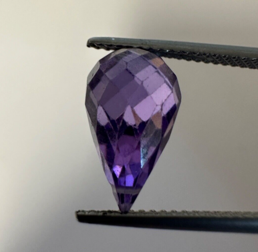 Bright Purple Amethyst Faceted Drop Drilled 12,97mm x 7,67mm 9,03cts