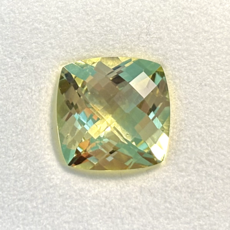 Citrin im Kissenschliff, facettiert, Top-Qualität! 14 mm x 14 mm, 10,07 Karat