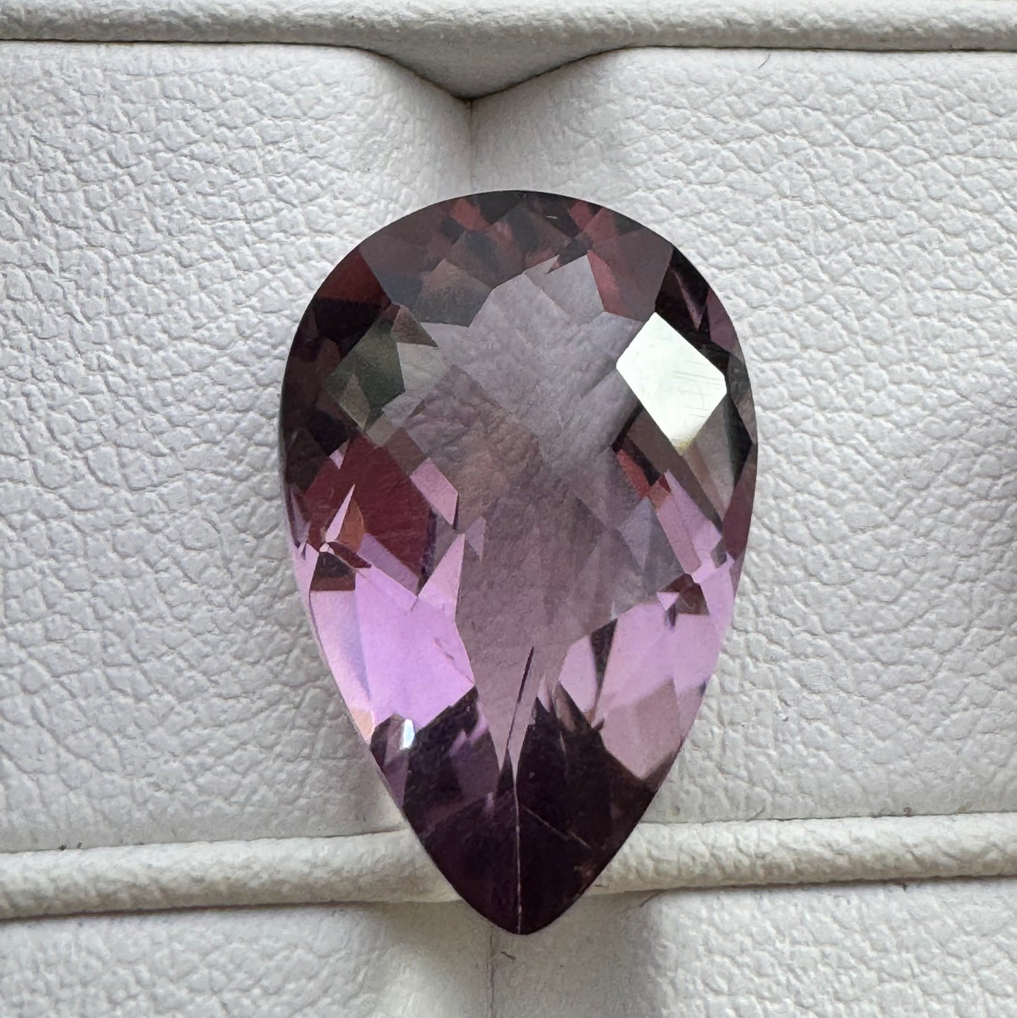 Amethyst Purple Cut Faceted Drop Very Nice 17,8x11,8mm 9,21cts