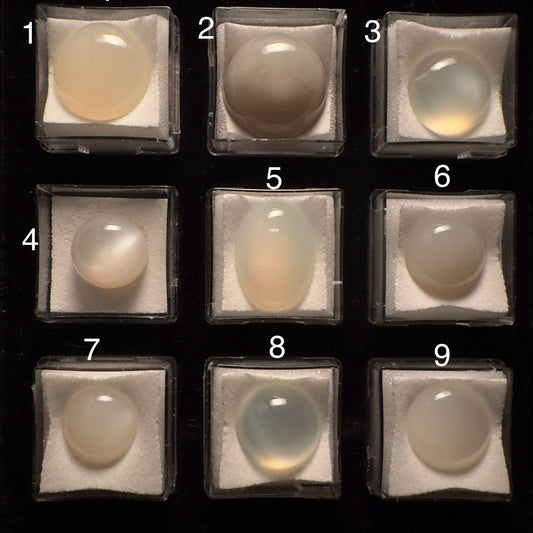 Moonstone Cabochons Round White To Grey Pallet Assorted