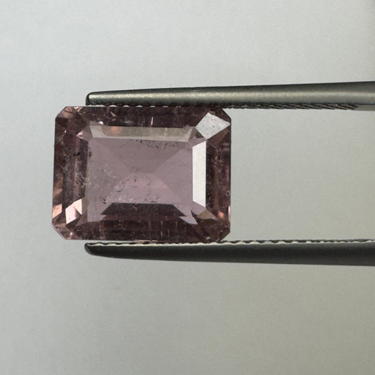 Eb001374,Tourmaline, 5.36 cts, 11.5x 8.8x 5.9 mm