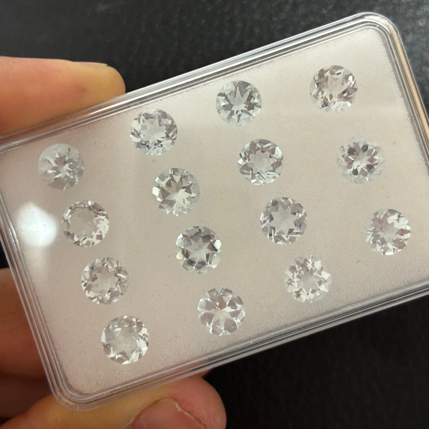 1 Piece Blue Aquamarine Round Faceted Brilliant Cut 6mm 0.65 Cts.