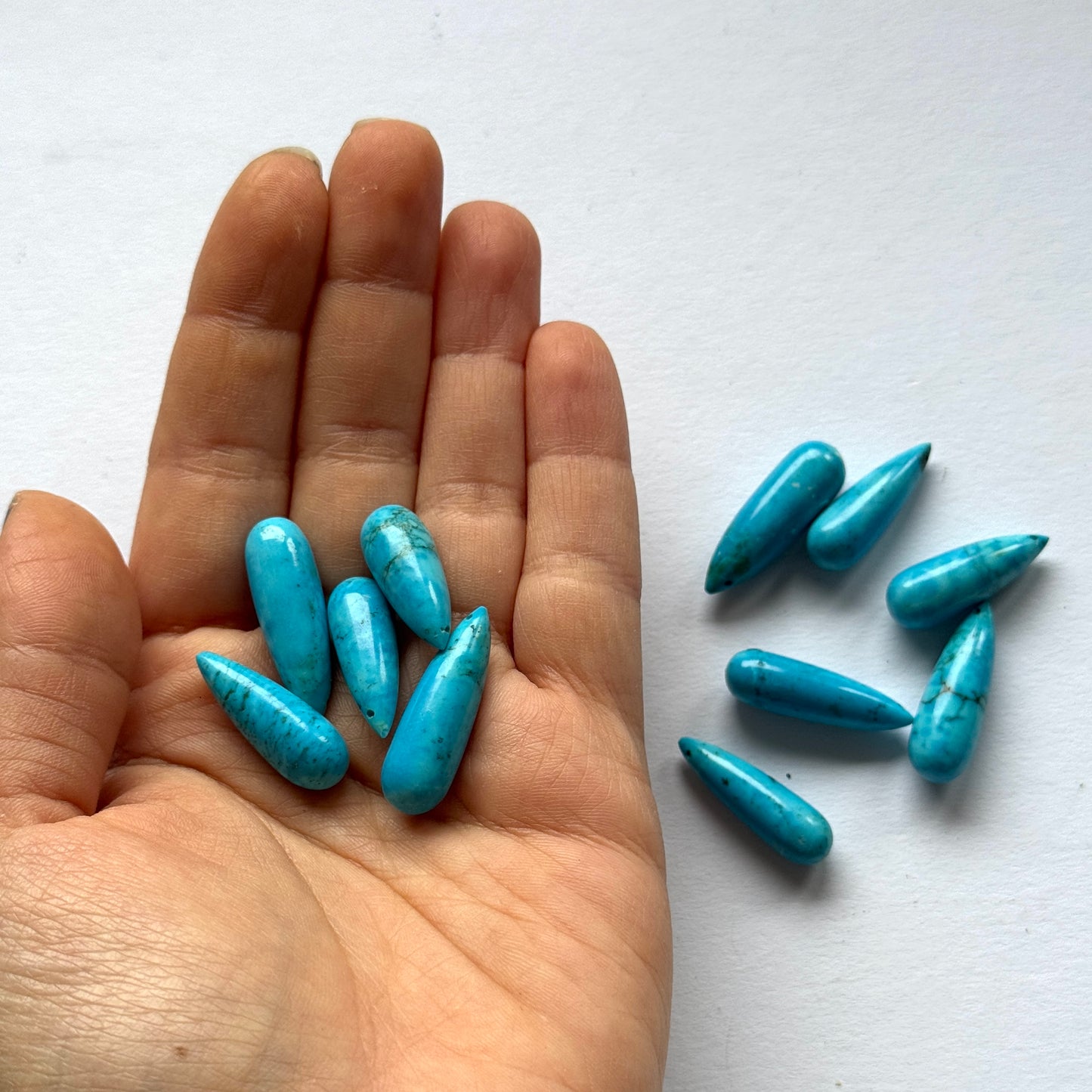 Very nice Turquoise Teardrops Loose Bead Pairs For further processing 21mm - 26mm drilled