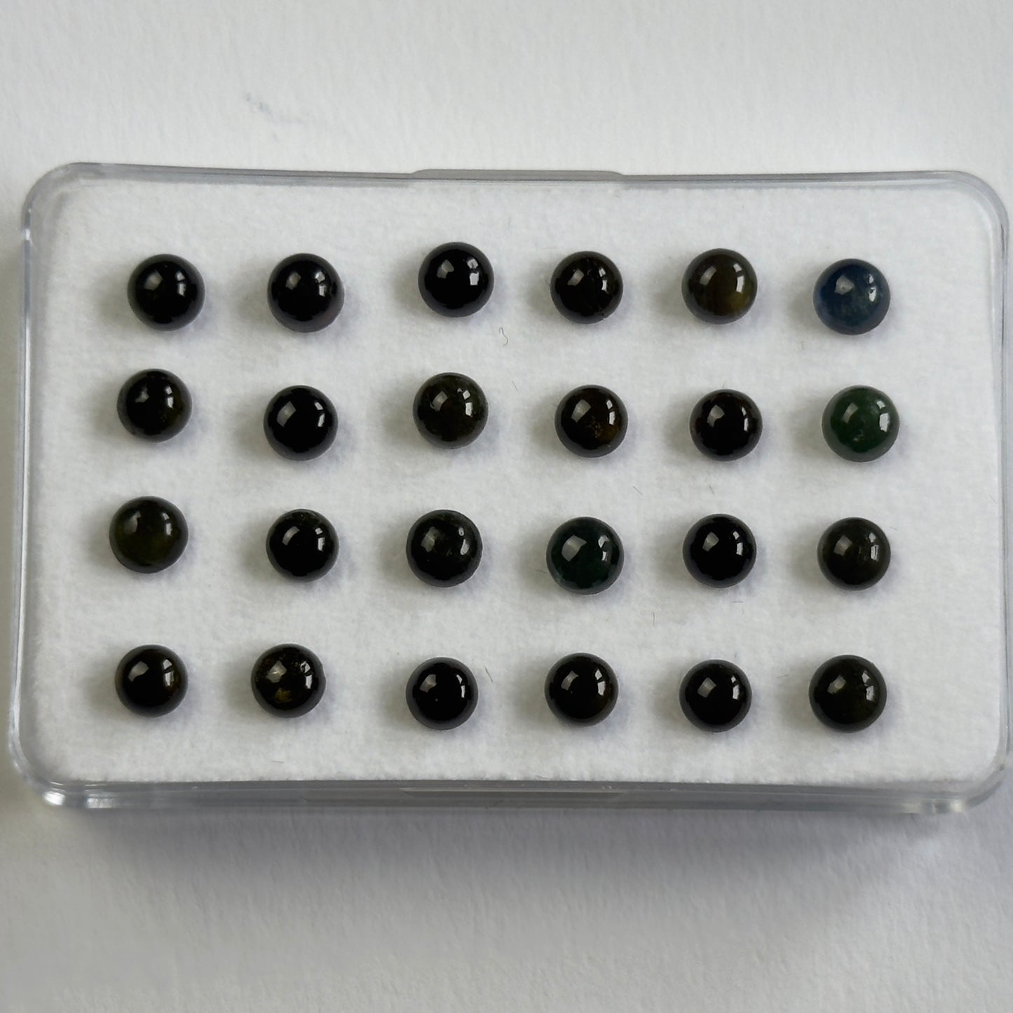 Green Tourmaline Cabochon Round 4mm