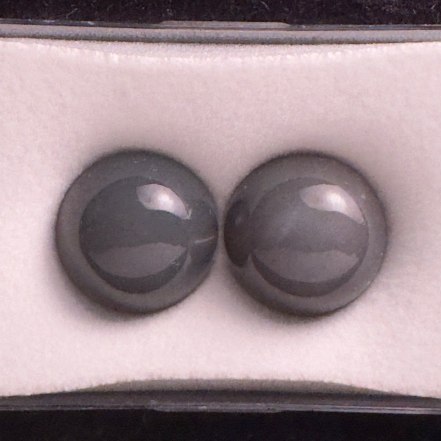 Moonstone Round Cabochon Dark Grey Pair 15 mm 32,65 cts
