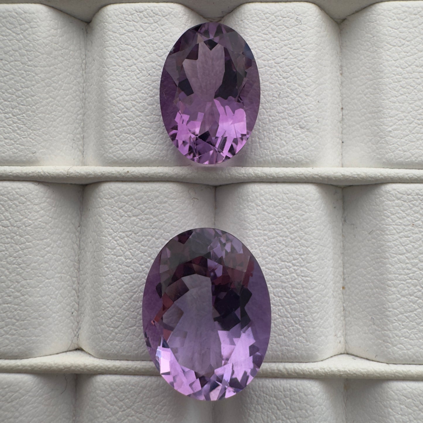Amethyst,Oval faceted,