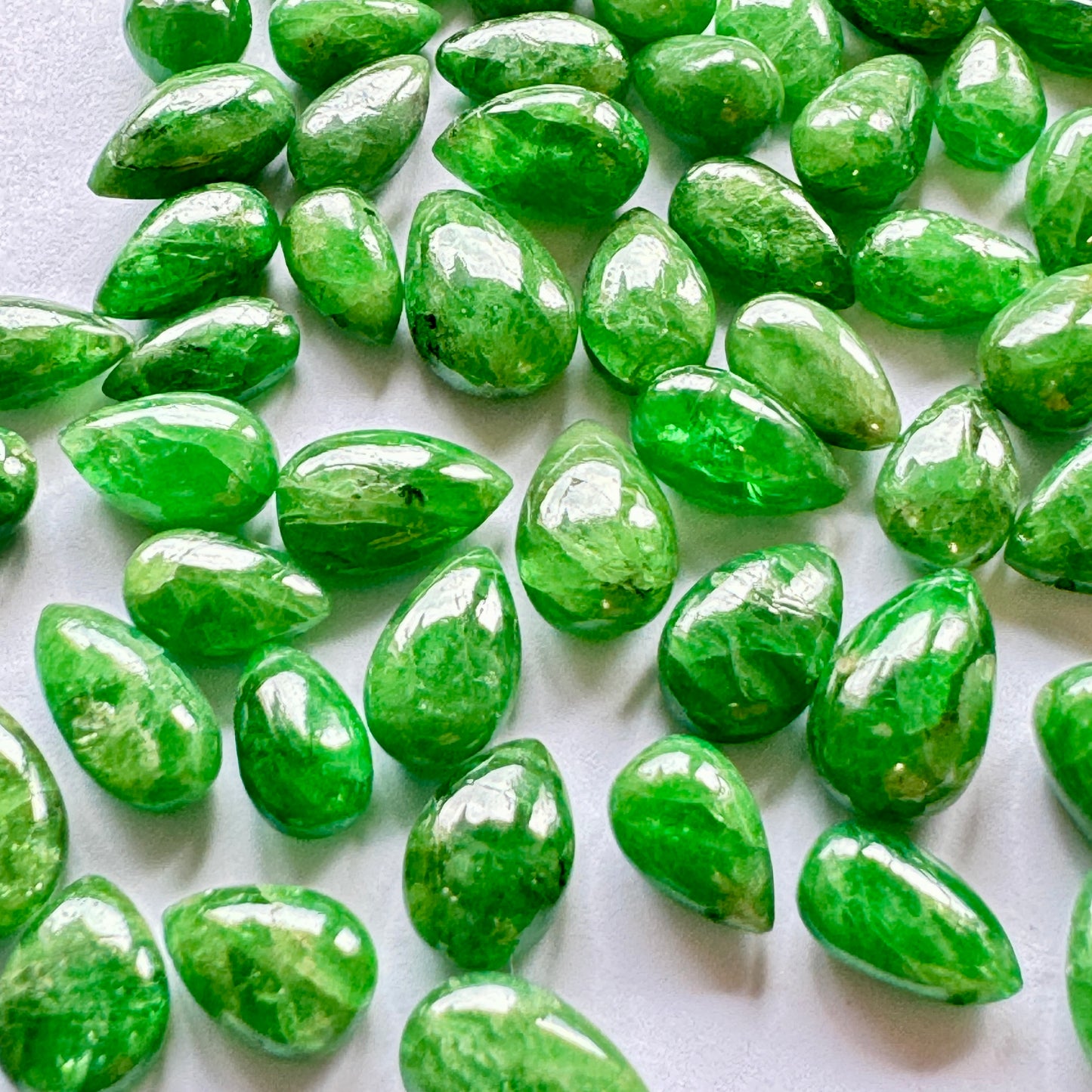 15 Pieces Wonderful Green Tsavorite Drops Loose Beads 3.5mm -5.5mm